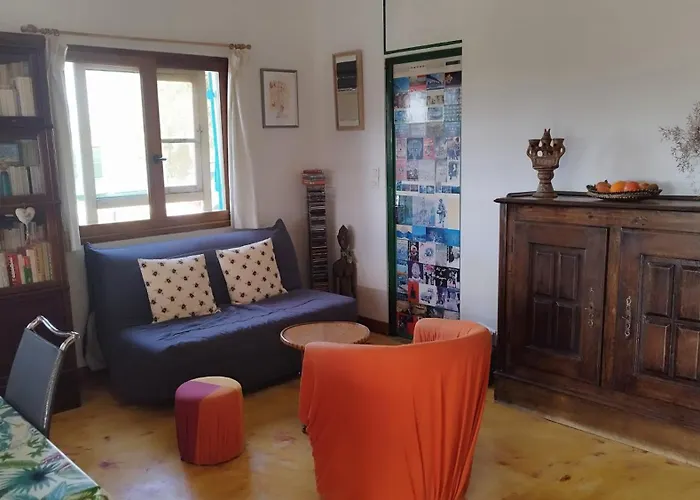 Une Maison Sur Une Presqu\'Ile